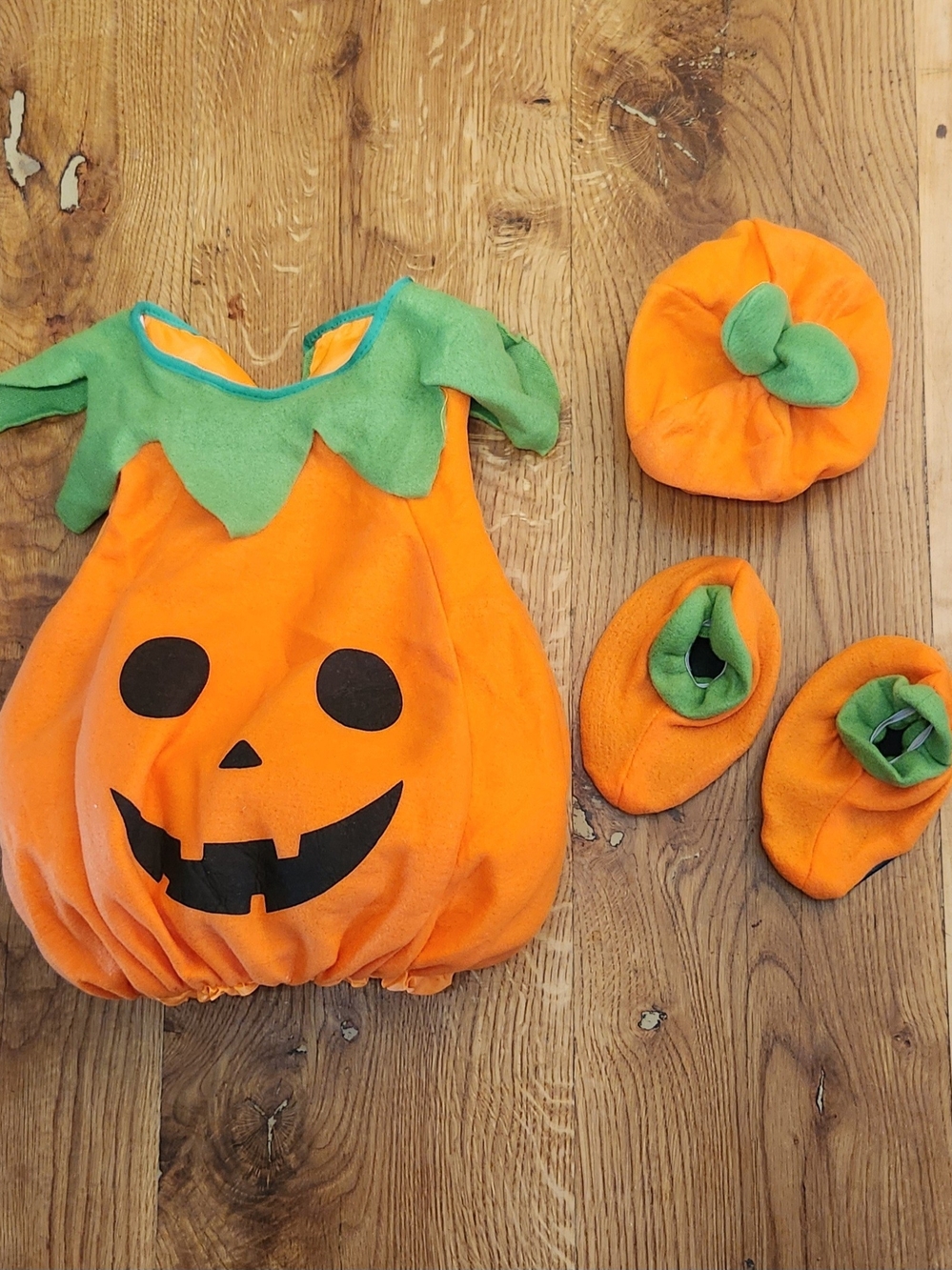 Orange Pumpkin Costume with Hat and Booties New 06-12 Months